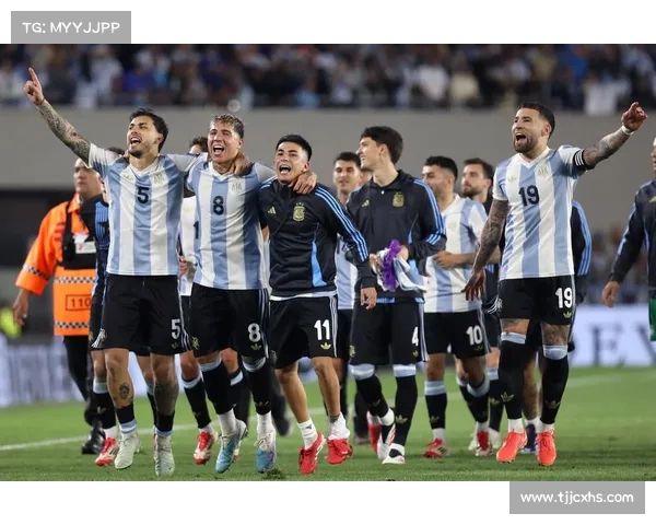 北美洲杯赛全方位解析：历史背景赛制球队明星及精彩赛事回顾